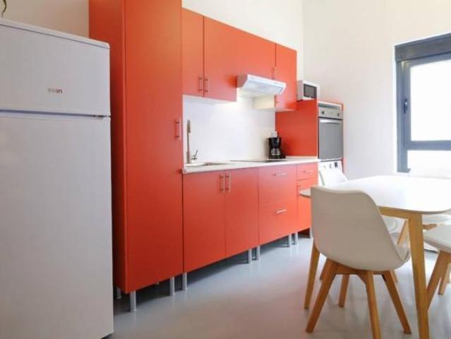 Apartamentos Madrid Madrid ES103274680