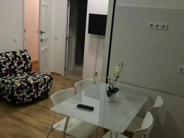 Apartamentos Madrid Madrid ES103283123