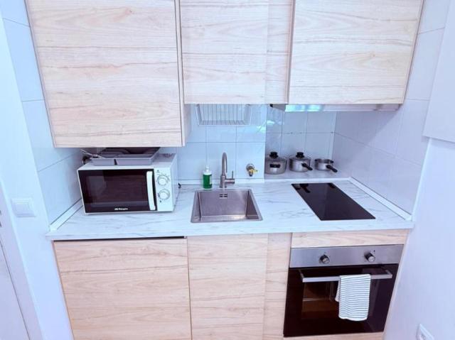 Apartamentos Madrid Madrid ES103283206