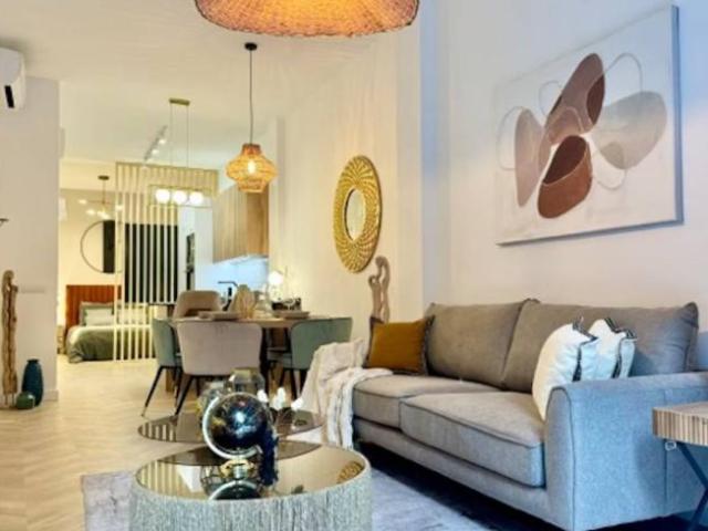 Apartamentos Madrid Madrid ES103428011