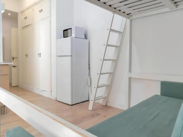 Apartamentos Madrid Madrid ES103542654