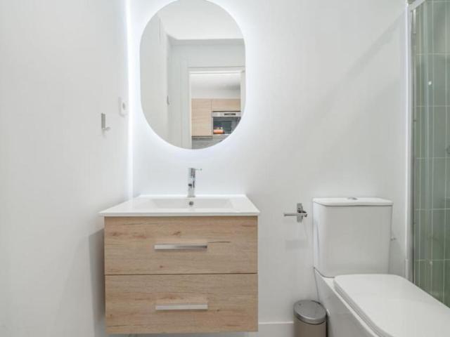 Apartamentos Madrid Madrid ES103595073