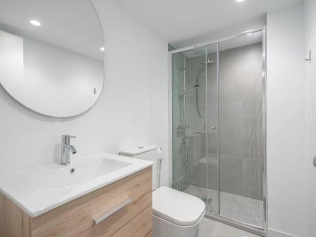 Apartamentos Madrid Madrid ES103595295