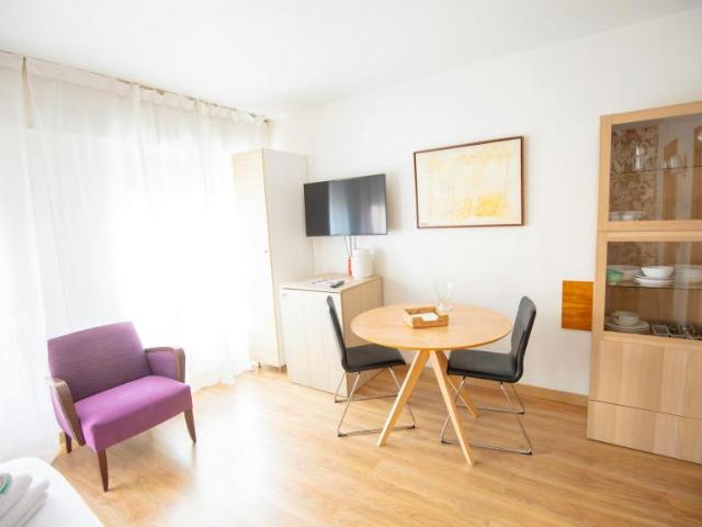 Apartamentos Madrid Madrid ES103655754
