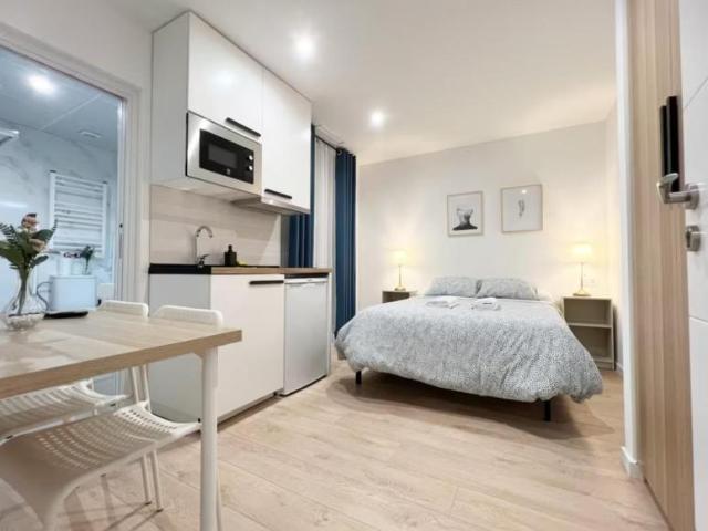 Apartamentos Madrid Madrid ES103612318
