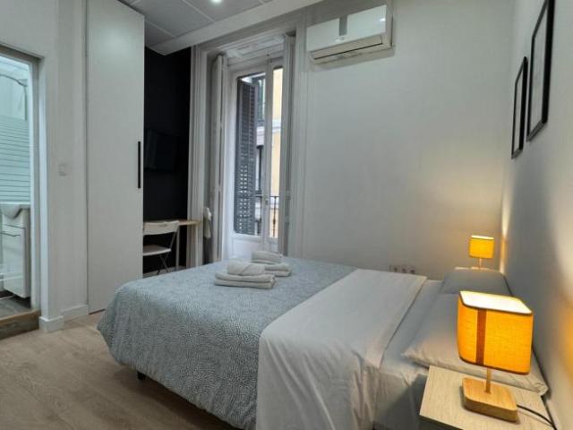 Apartamentos Madrid Madrid ES103612440
