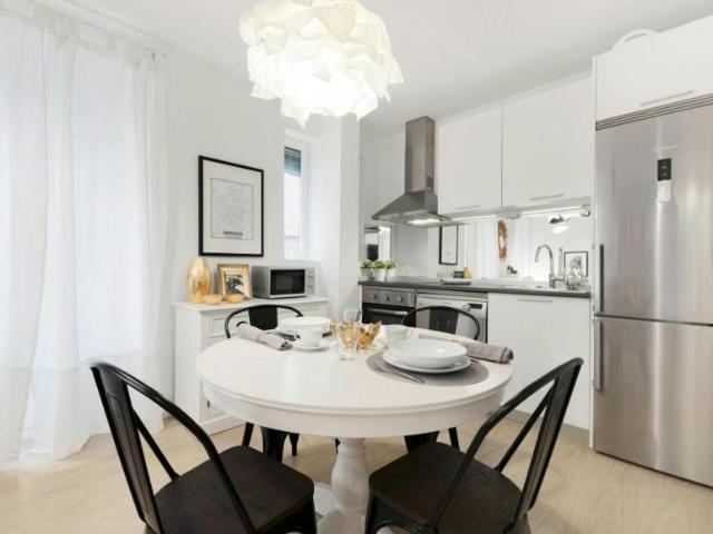 Apartamentos Madrid Madrid ES104003405
