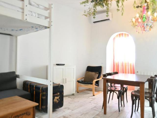 Apartamentos Madrid Madrid ES104038422