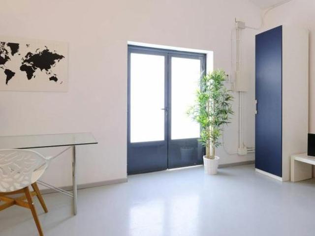 Apartamentos Madrid Madrid ES104564525