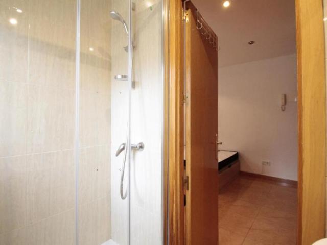 Apartamentos Madrid Madrid ES104682089