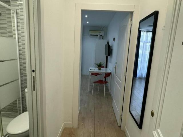 Apartamentos Madrid Madrid ES104754767