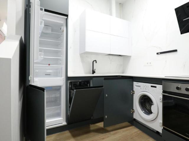 Apartamentos Madrid Madrid ES104754839