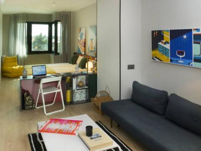 Apartamentos Madrid Madrid ES54280853