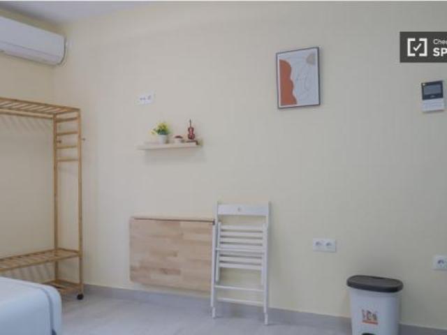 Apartamentos Madrid Madrid ES68110550