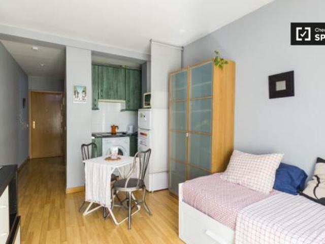 Apartamentos Madrid Madrid ES79809529