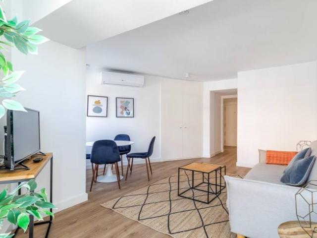 Apartamentos Madrid Madrid ES96690698