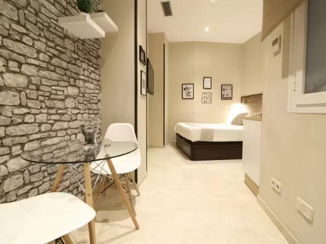 Apartamentos Madrid Madrid ES97635804