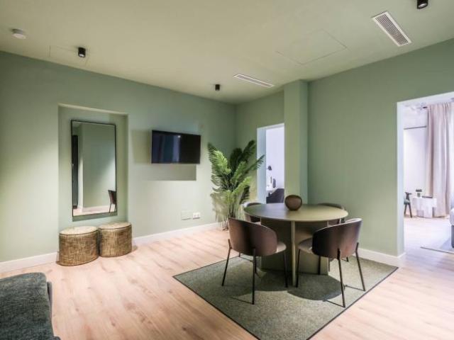 Apartamentos Madrid Madrid ES98334180