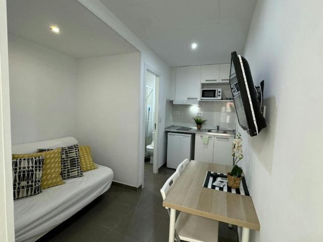 Apartamentos Madrid Madrid ES99342795