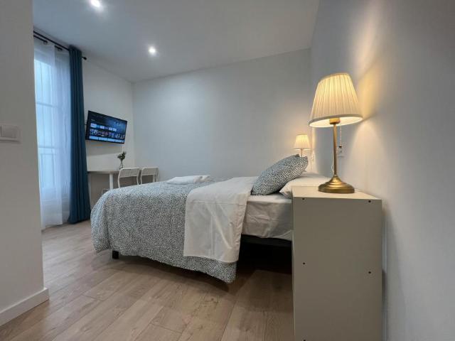 Apartamentos Madrid Madrid ES99342806