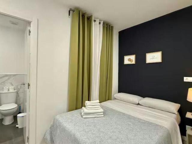 Apartamentos Madrid Madrid ES99342824