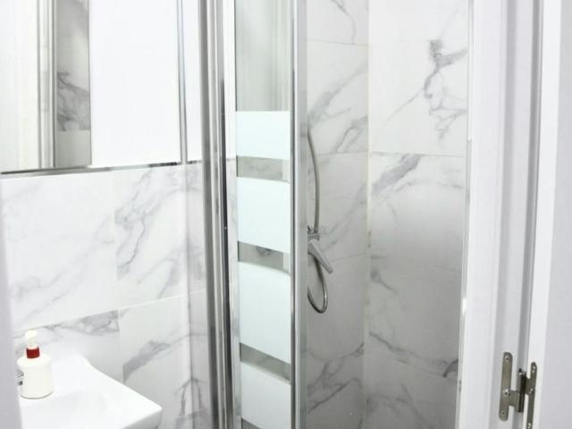 Apartamentos Madrid Madrid ES99342925