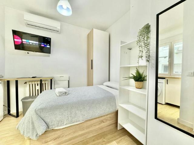Apartamentos Madrid Madrid ES99342929