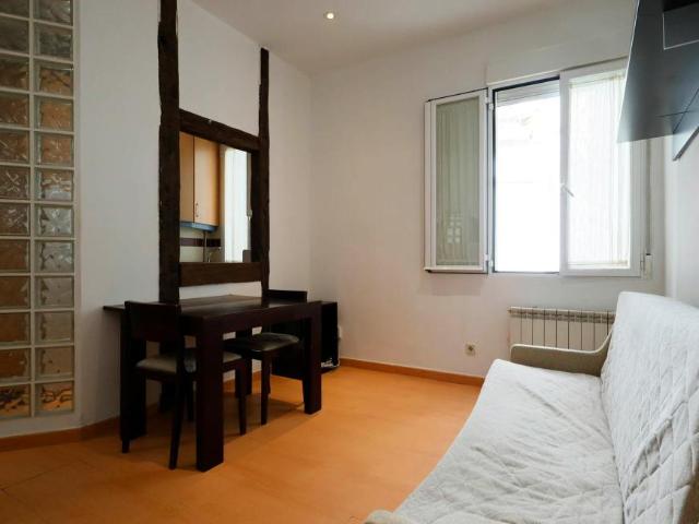 Apartamentos Madrid Madrid ES99342990