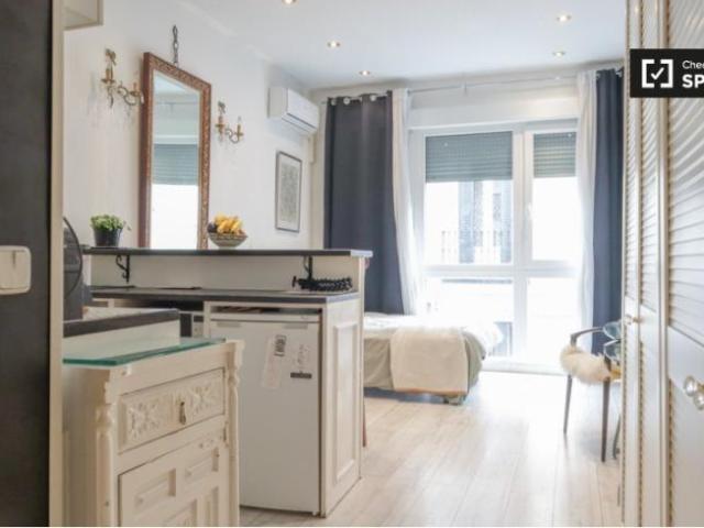 Apartamentos Madrid Madrid ES99881035