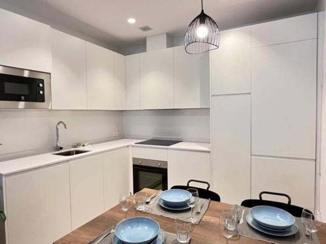 Apartamentos Madrid Madrid ES91329641