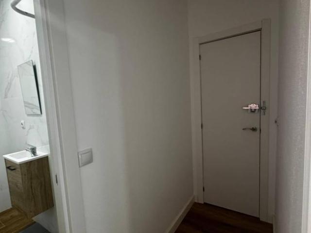 Apartamentos Madrid Madrid ES93975254