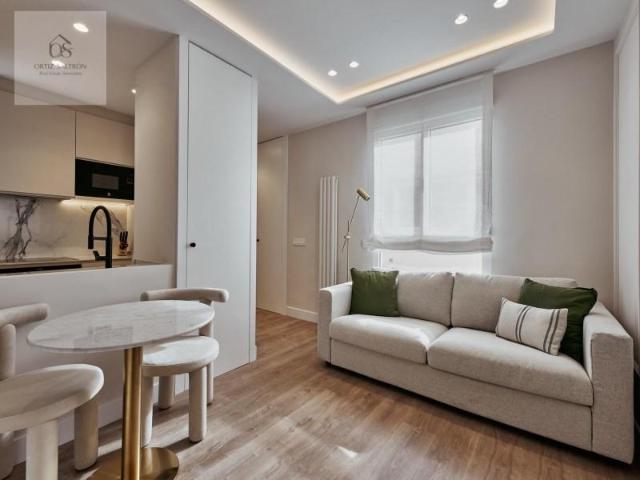 Apartamentos Madrid Madrid LS102467842