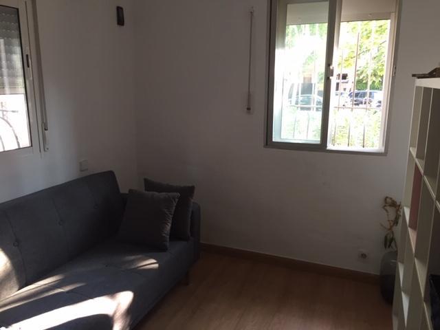 Apartamentos Madrid Spain 81789021