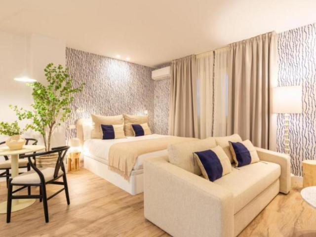 Apartamentos Malaga Malaga 103286154