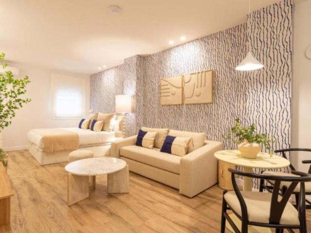 Apartamentos Malaga Malaga 103286171
