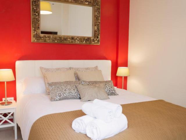 Apartamentos Malaga Malaga ES103285719