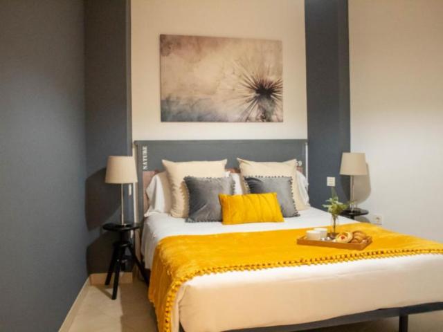 Apartamentos Malaga Malaga ES103287475