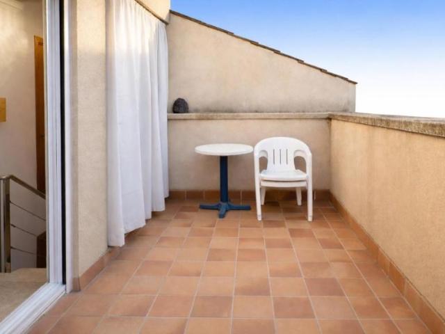 Apartamentos Manresa Barcelona LS99186232