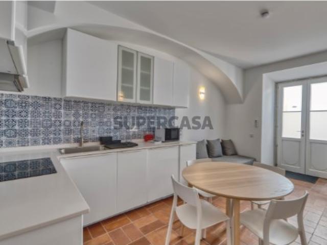 Apartamentos novos em condomínio com Terraço e Piscina, Inseridos num Edifício Histórico e único, localizado no centro da Cidade de Silves