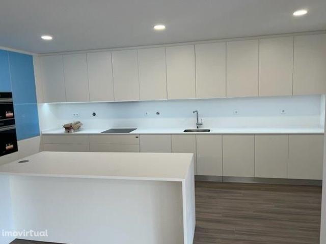 Apartamentos NOVOS T3 Pvoa Santa Iria