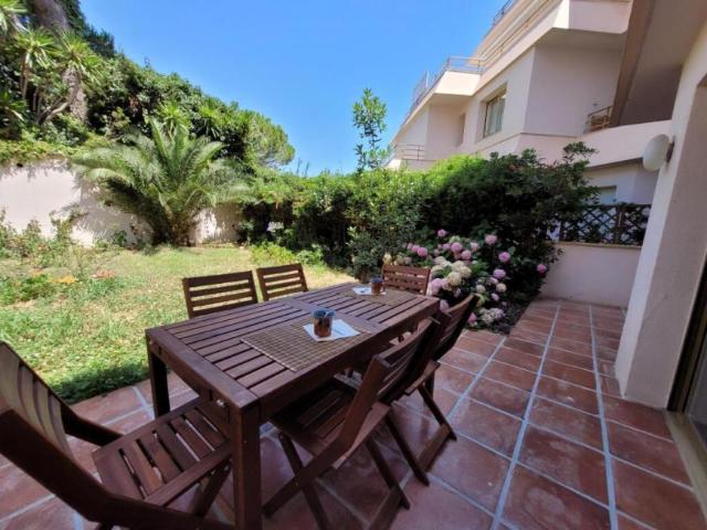 Apartamentos Sant Feliu De Guixols Girona LS97350820