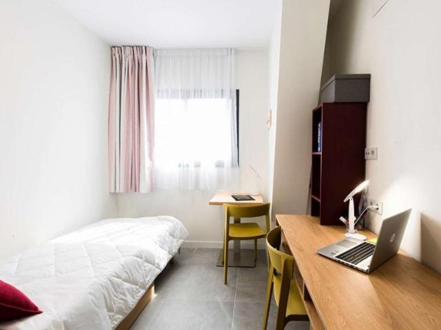 Apartamentos Seville Seville LS101814760