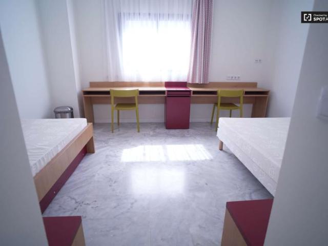 Apartamentos Seville Seville 101822349