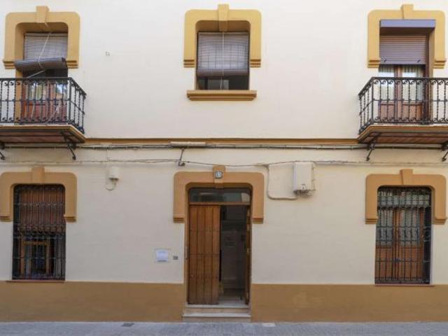 Apartamentos Seville Seville 81586075