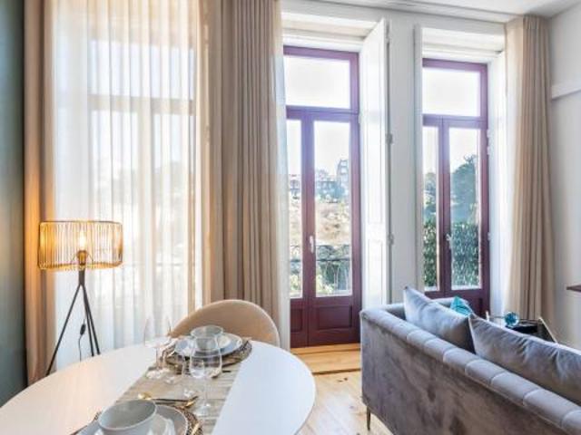Apartamentos Porto Porto 4000 244 DLS52348278