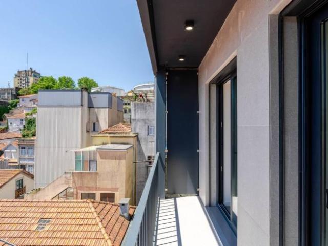 Apartamentos porto porto 4000 340 DLS102851803