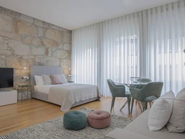 Apartamentos Porto Porto 4000 DLS72955845