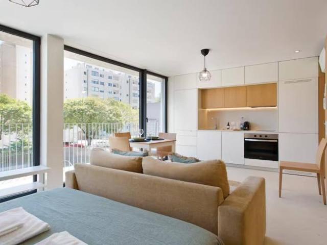 Apartamentos Porto Porto 4250 364 DLS95294417