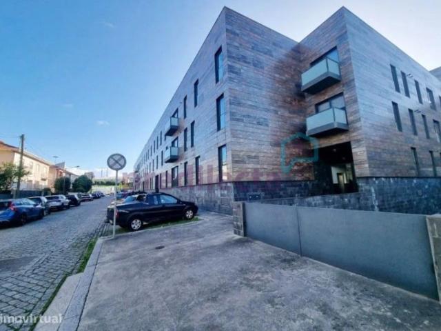 Apartamentos Porto Porto 4200 DLS101339804