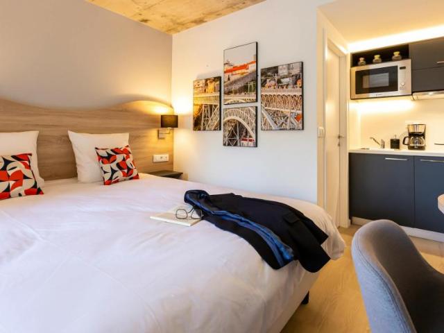 Apartamentos Porto Porto 4300 028 ES102885571